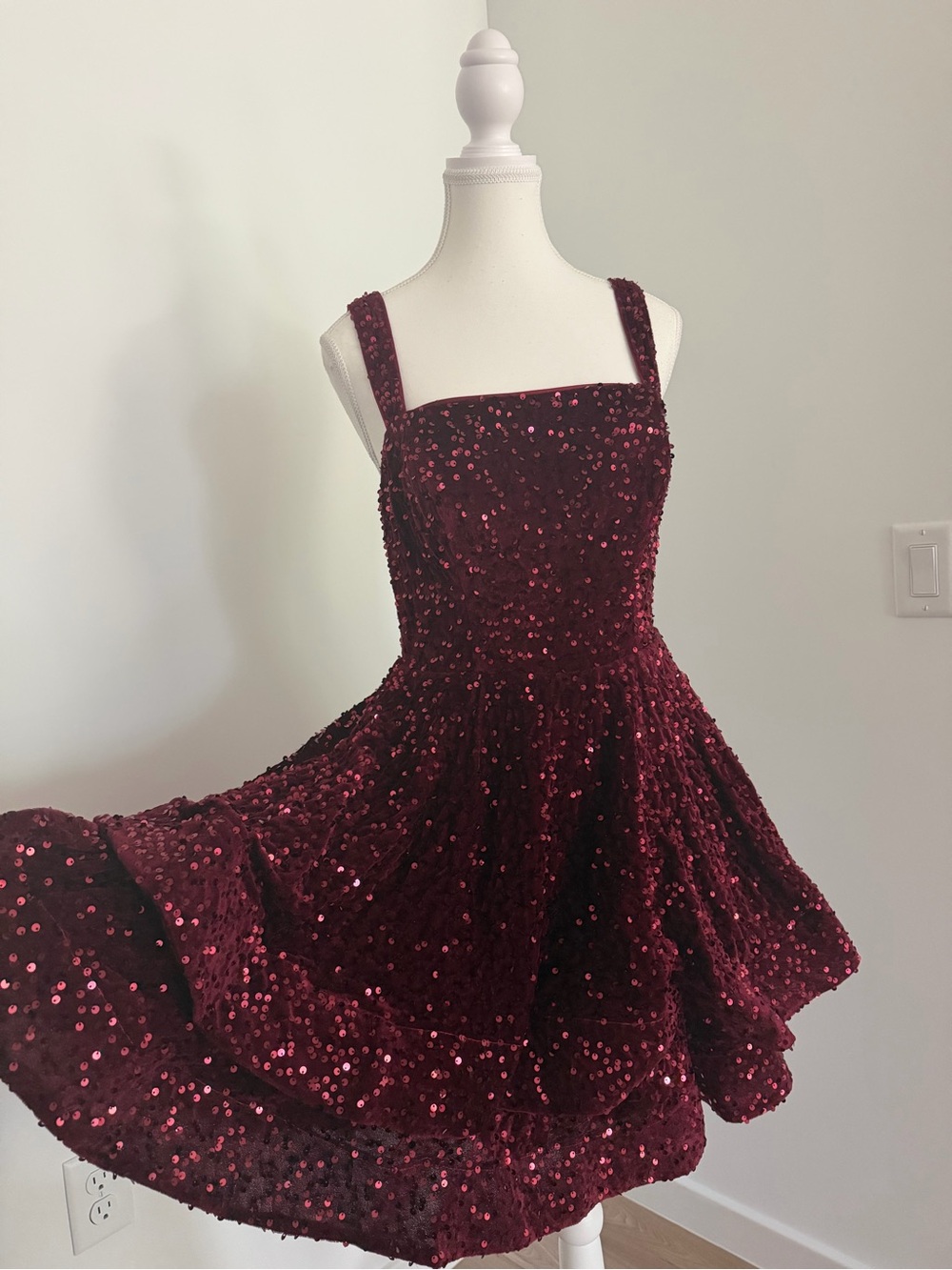Burgundy Sequin Square-Neck Prom/Party Dress